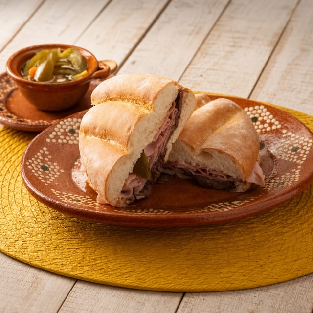 Torta de Jamon.